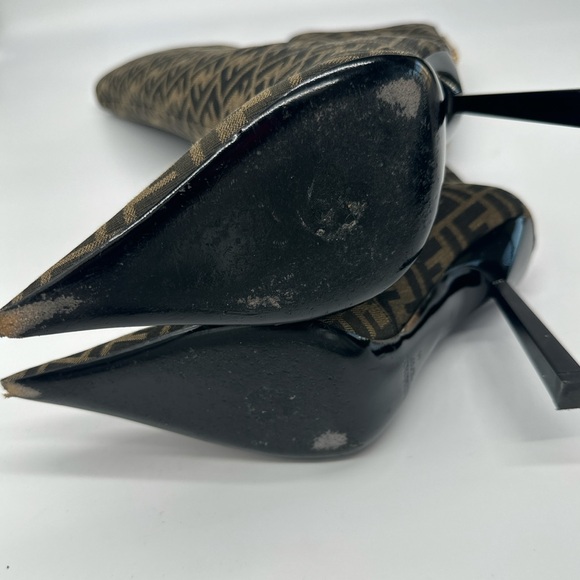 Fendi Brown Monogram Over-the-Knee Pointed Boots with Gold Medusa Medallion - Picture 7 of 7